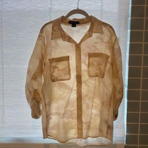 Sanctuary light pink camo blouse